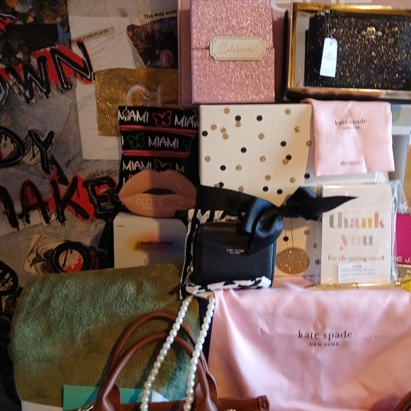 25+ Reseller Bundle - Picture 3 of 11